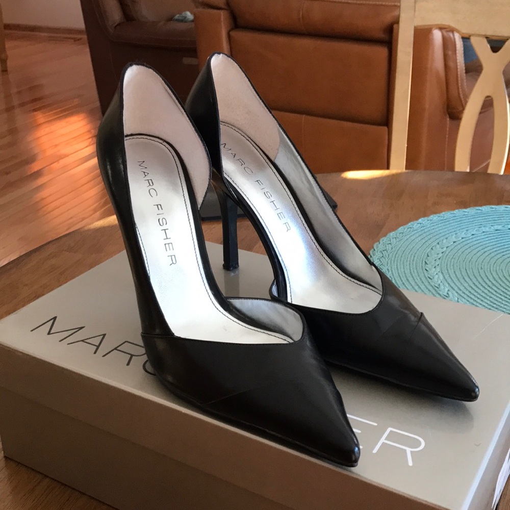 Marc Fisher black heels